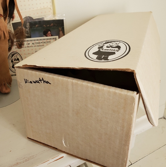 1991 Vintage Lawtons Hiawatha Native American Porcelain Doll 388/500 COA - Picture 11 of 12